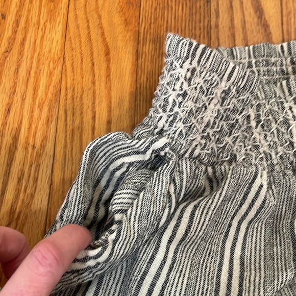 Democracy Pull on High Rise Wide Leg Cropped Linen Blend Pants Size M - Picture 3 of 6